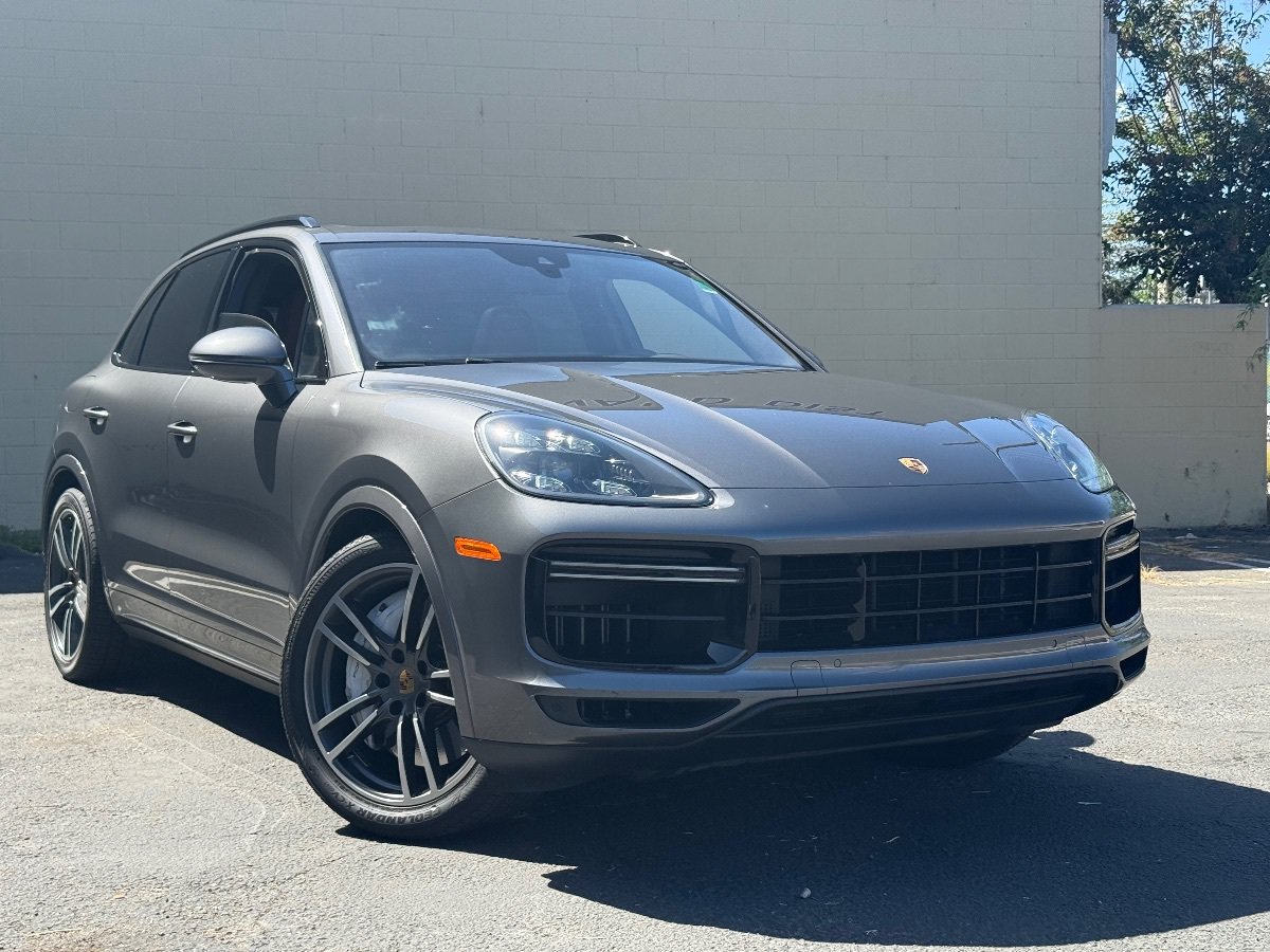Used 2019 Porsche Cayenne Turbo AWD/4WD image 2