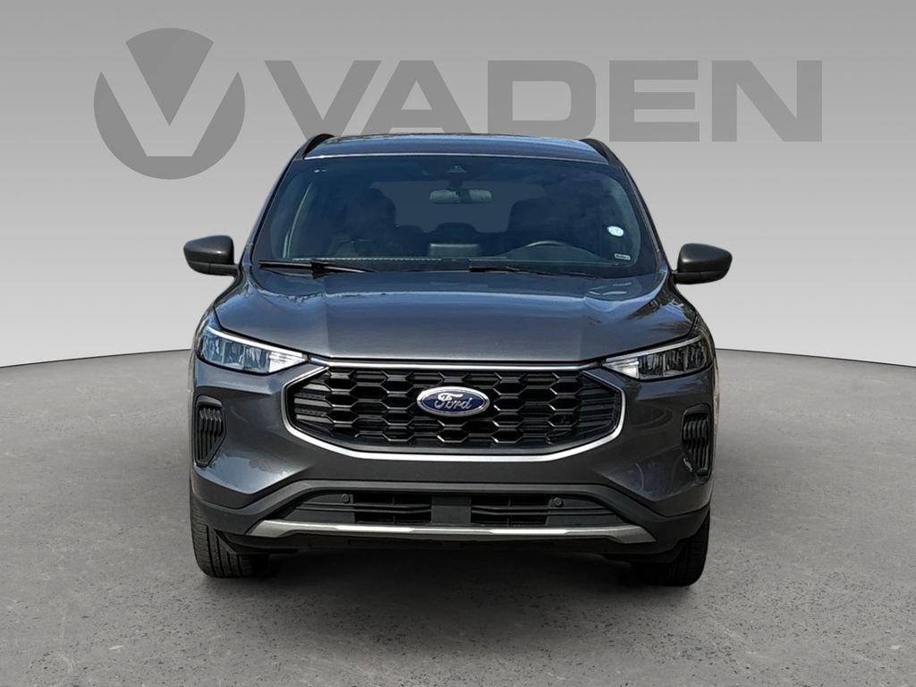 Used 2025 Ford Escape ST-Line image 24