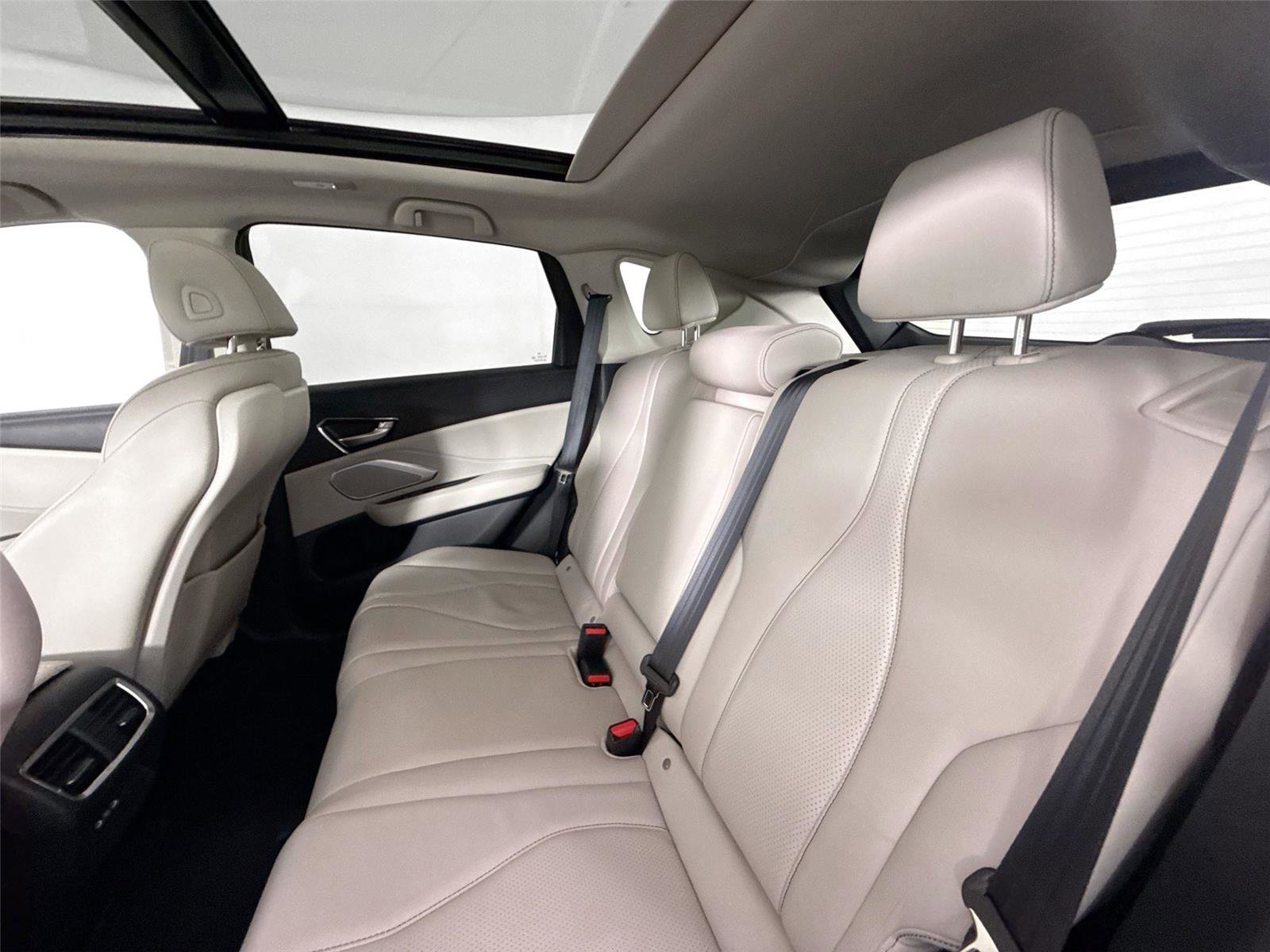 Used 2025 Acura RDX SH-AWD w/ Technology Package image 31