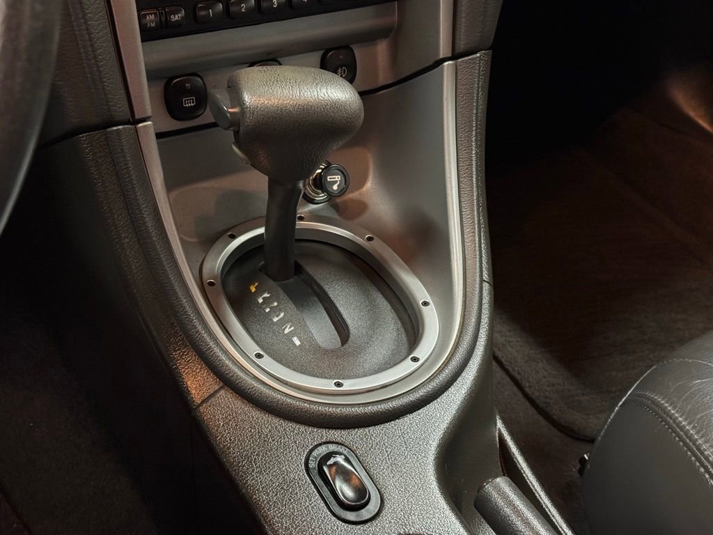 Used 2004 Ford Mustang GT image 24