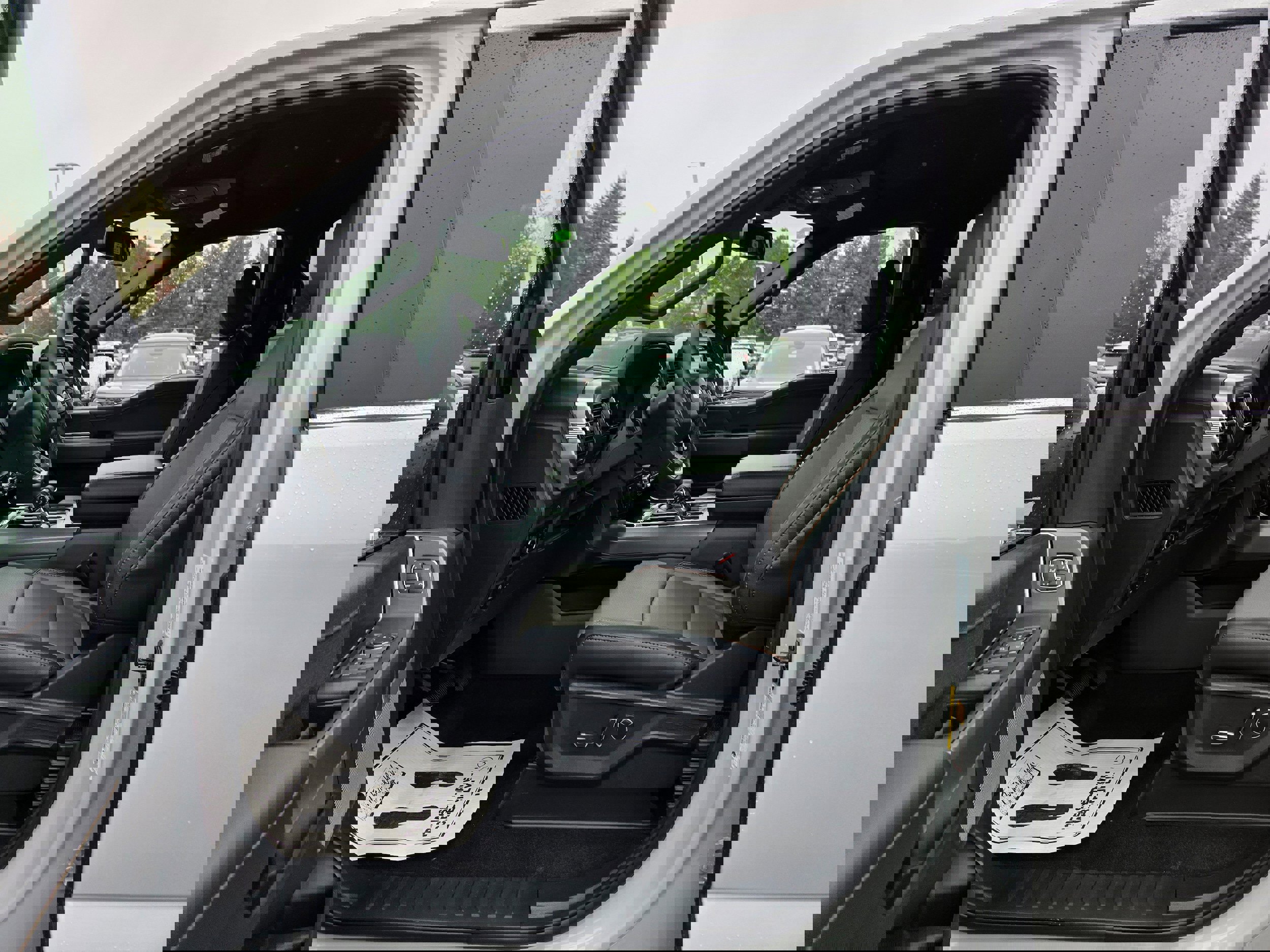 New 2026 Ford F150 Lariat w/ Equipment Group 502A High image 21