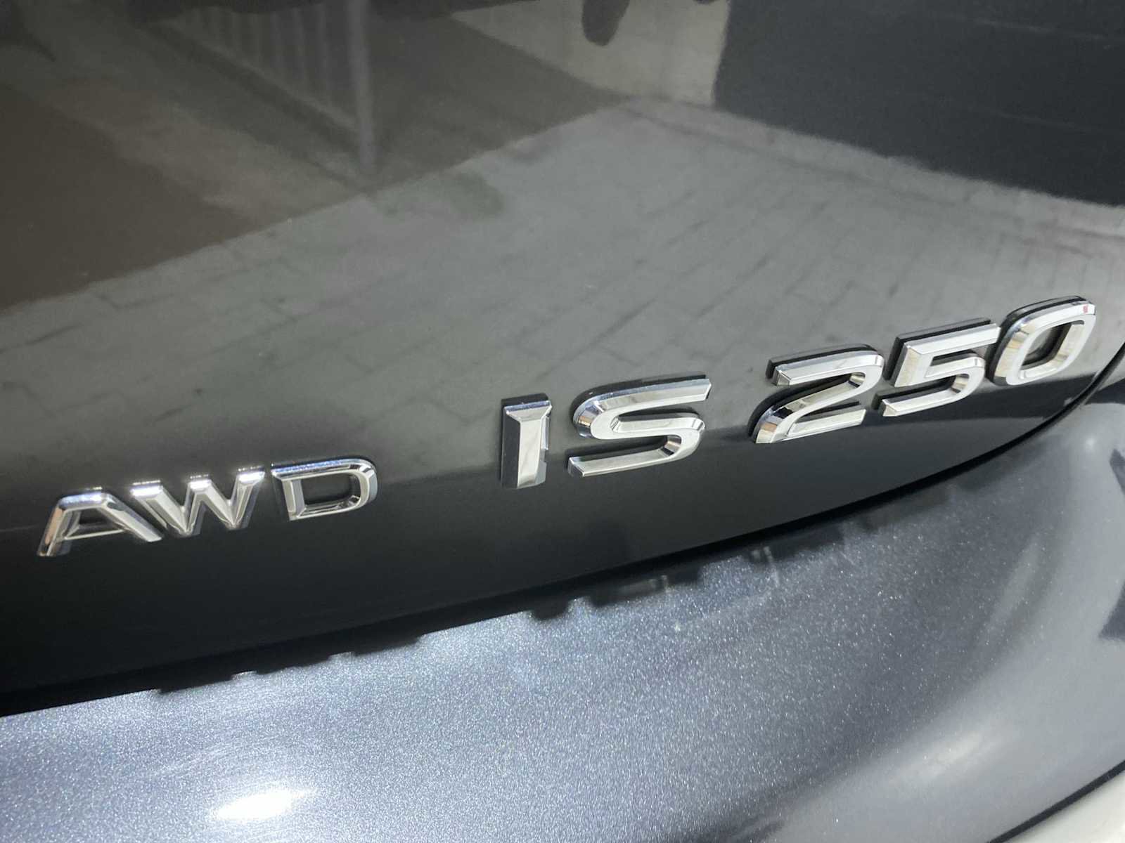 Used 2011 Lexus IS 250 AWD w/ Luxury Plus Value Edition image 7