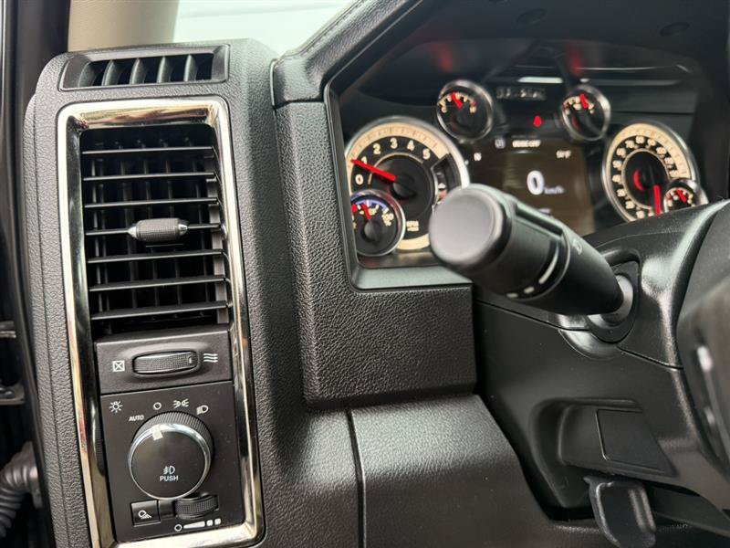 Used 2018 RAM 2500 Laramie w/ Sport Appearance Group AWD/4WD image 35