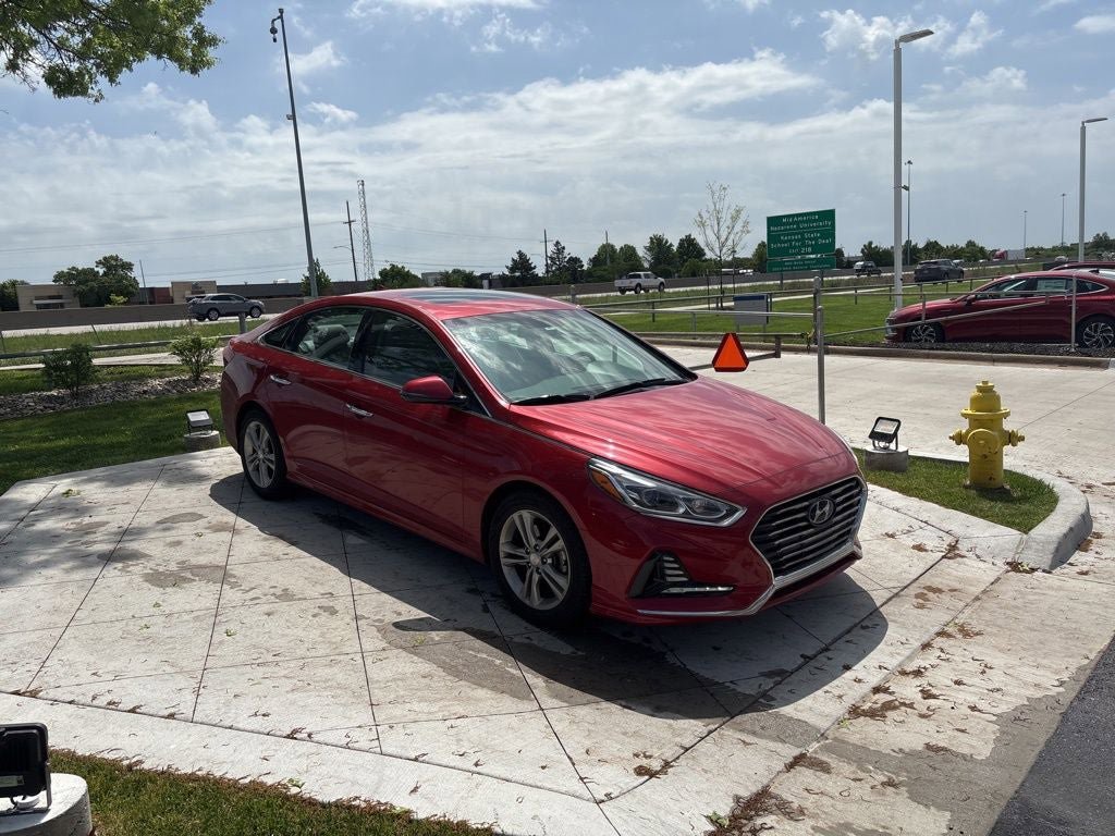 Used 2018 Hyundai Sonata Limited FWD image 2