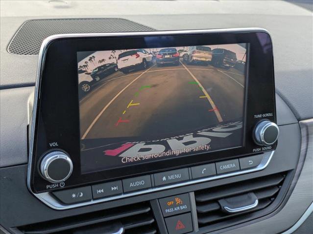 Used 2024 Nissan Altima 2.5 SV image 13