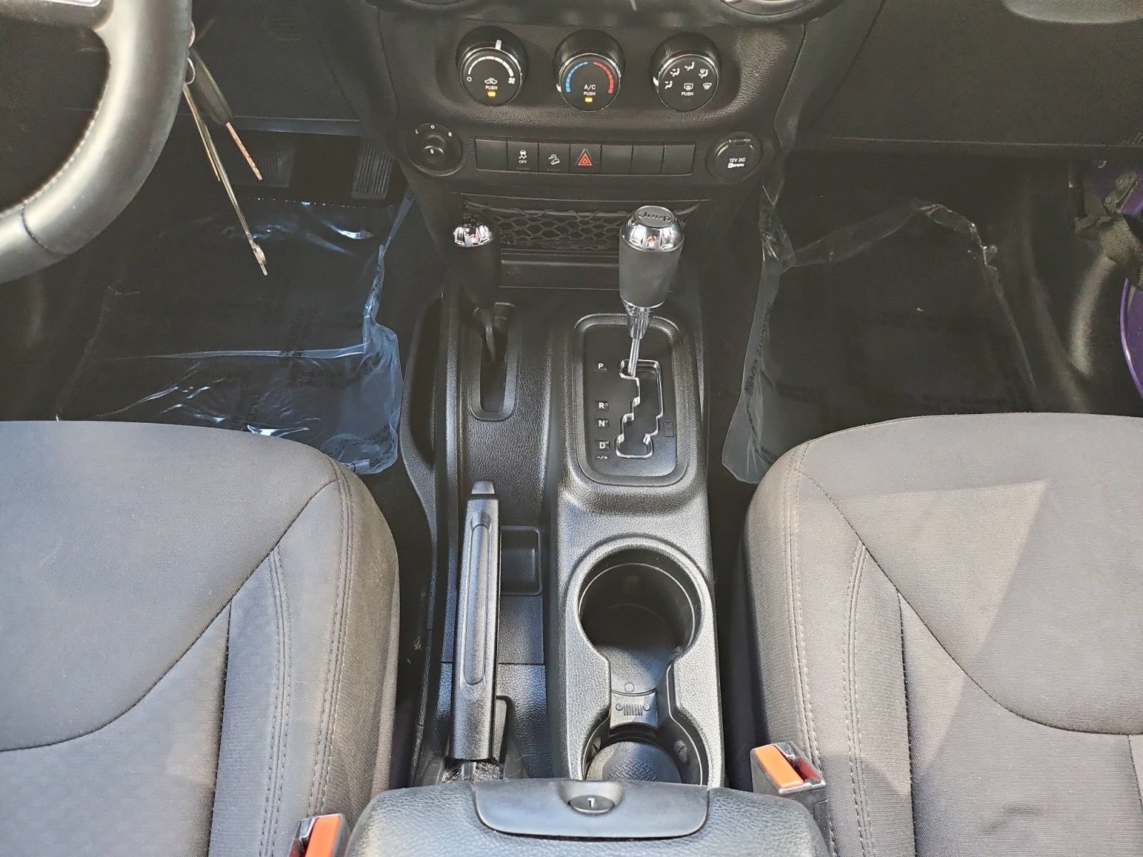 Used 2017 Jeep Wrangler Sport w/ Quick Order Package 24S AWD/4WD image 28
