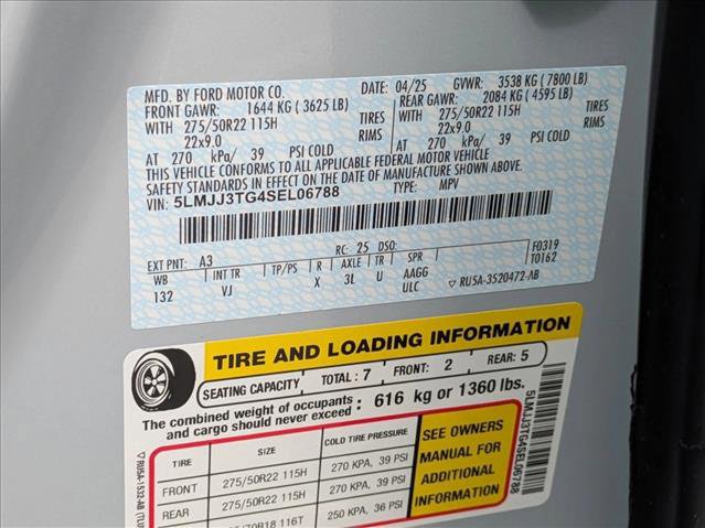 New 2025 Lincoln Navigator L Black Label image 17