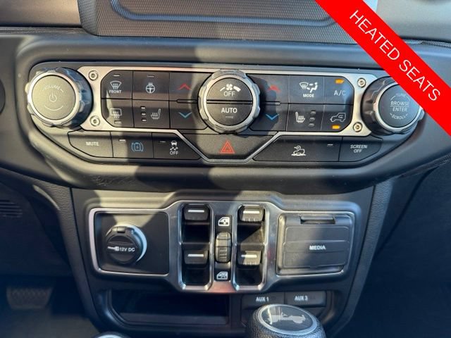 Used 2023 Jeep Wrangler Unlimited w/ Cold Weather Group AWD/4WD image 39