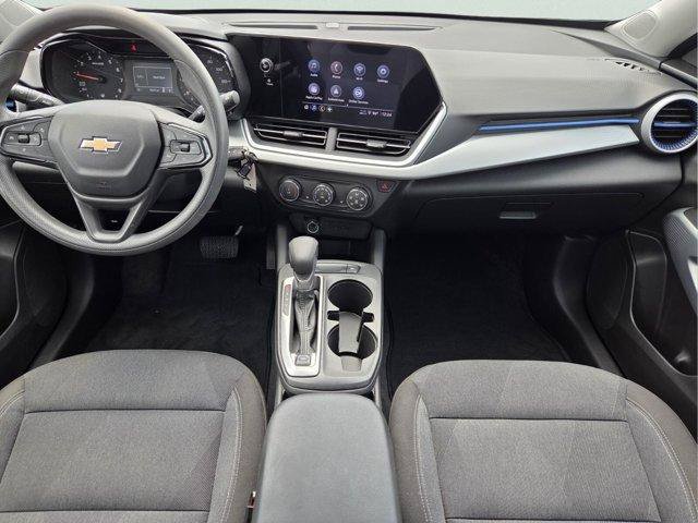 Certified 2024 Chevrolet Trax LS w/ LS Convenience Package FWD image 14
