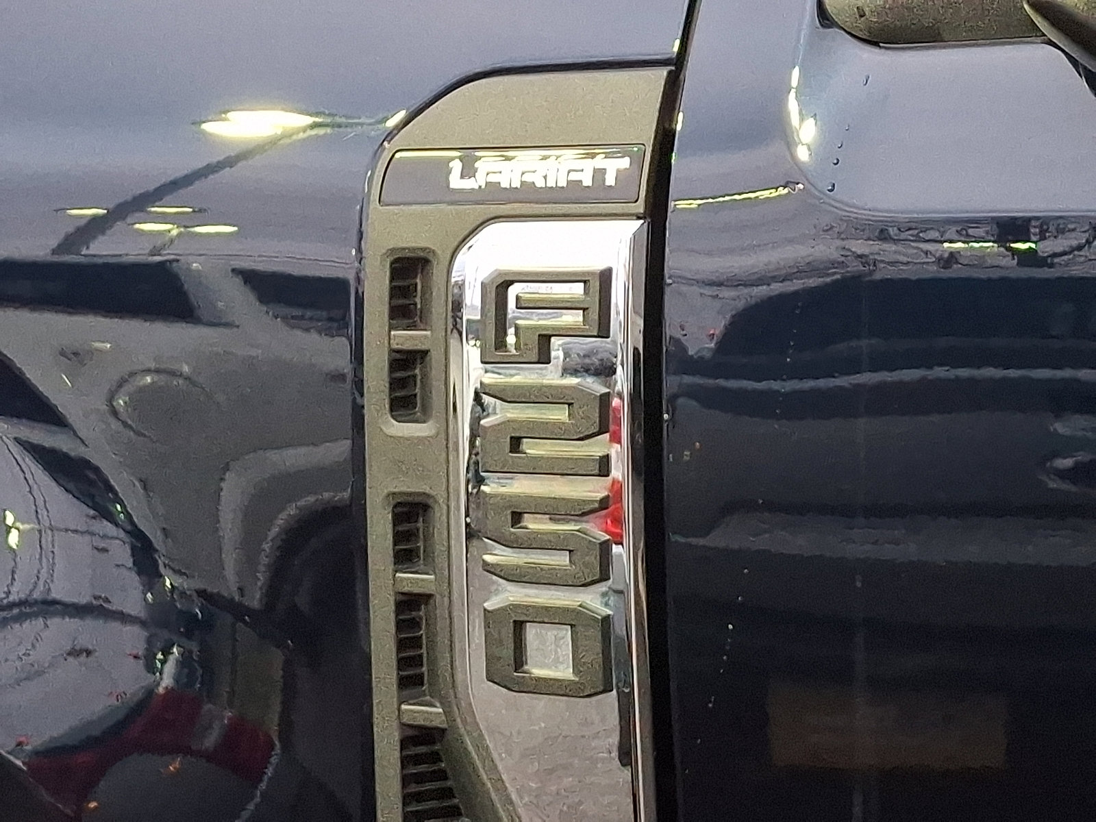 Certified 2023 Ford F250 Lariat w/ Lariat Ultimate Package image 31