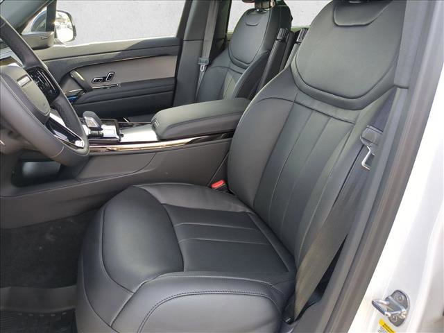 New 2026 Land Rover Range Rover Sport Dynamic SE image 4