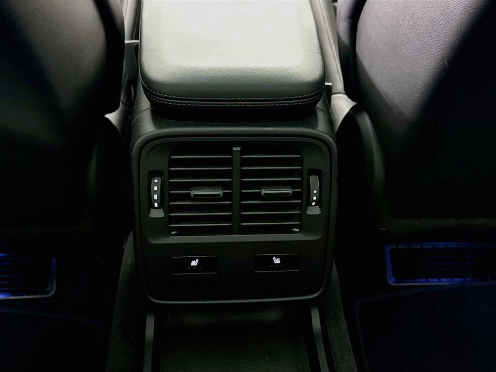 Certified 2023 Porsche Taycan GTS AWD/4WD image 27