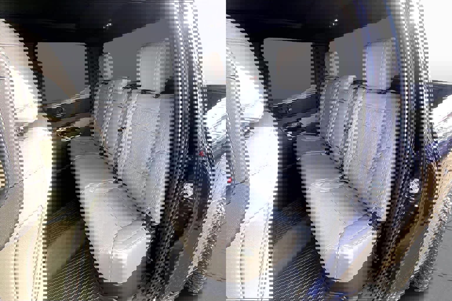 Used 2025 Toyota Tundra Limited image 19