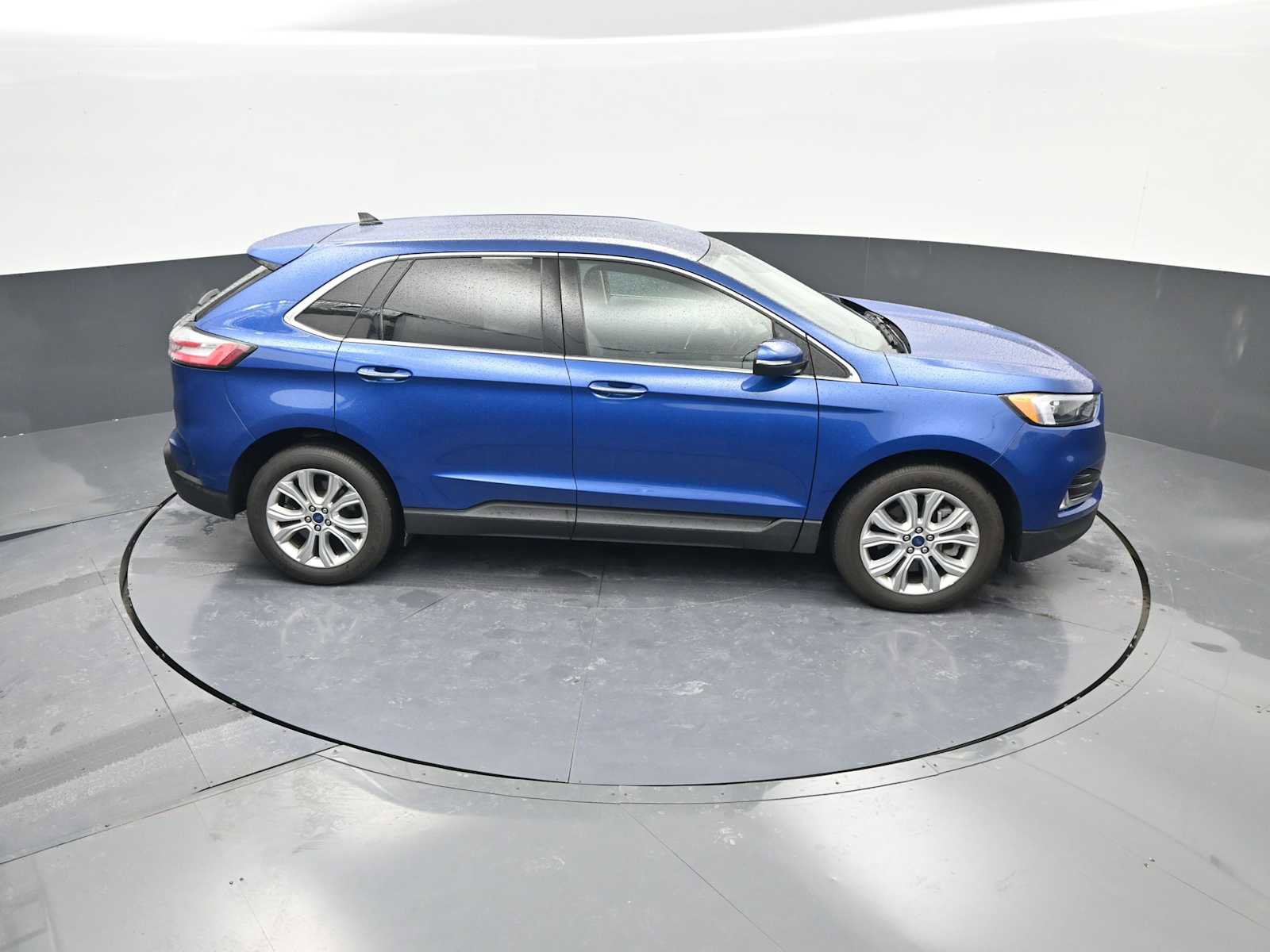Used 2022 Ford Edge Titanium image 31