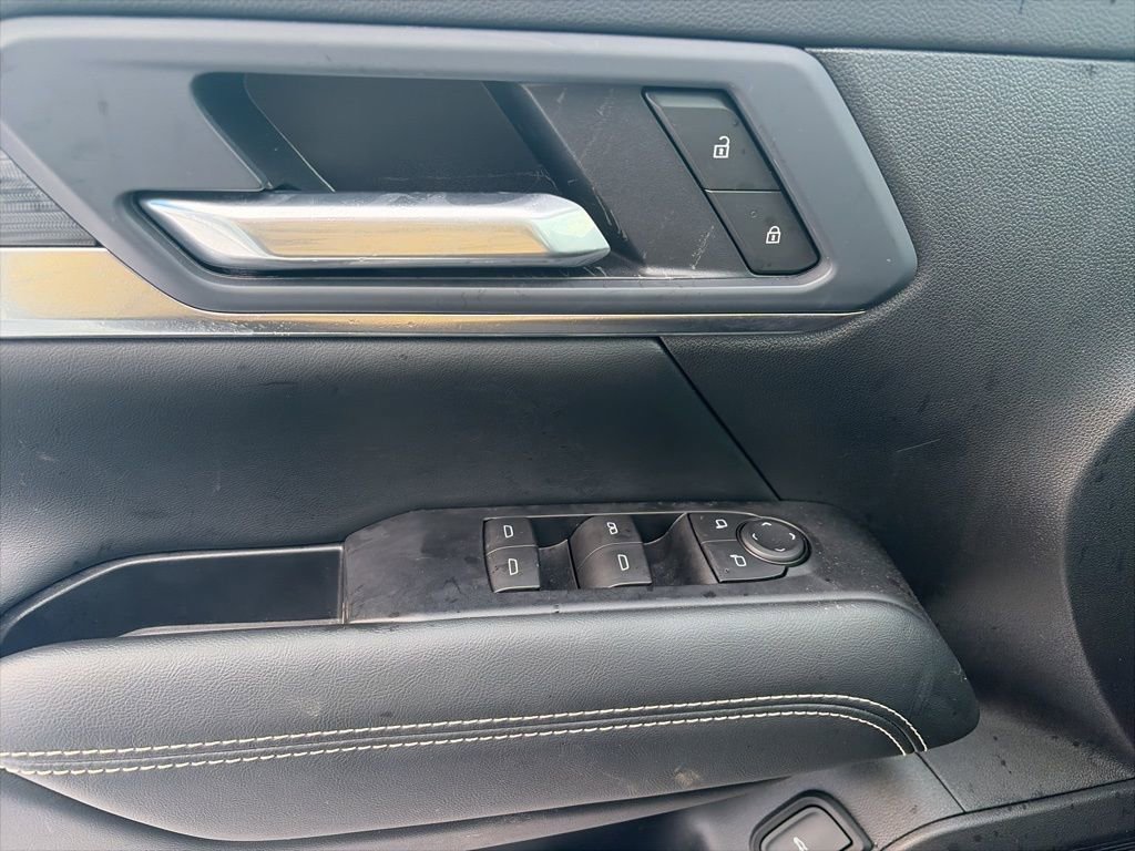 Used 2026 GMC Terrain Elevation w/ Elevation Premium Package image 14