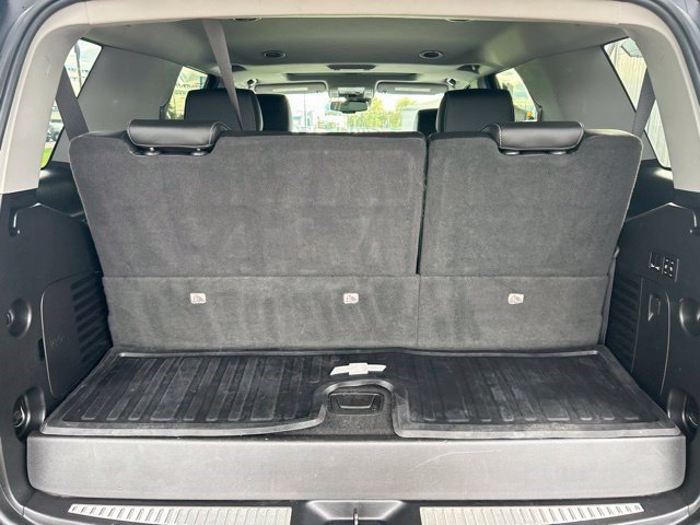 Used 2020 Chevrolet Tahoe LT w/ RST Edition AWD/4WD image 38