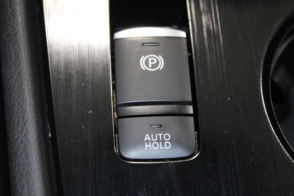 Used 2023 Nissan Rogue SV AWD/4WD image 48