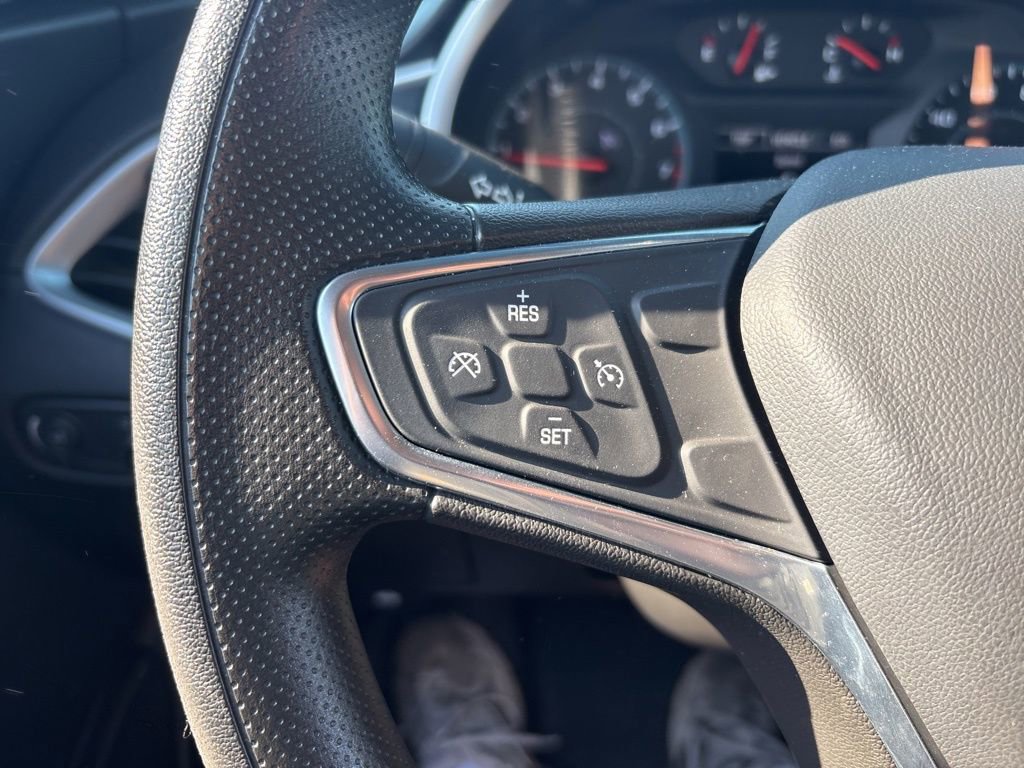 Used 2022 Chevrolet Malibu LS image 18