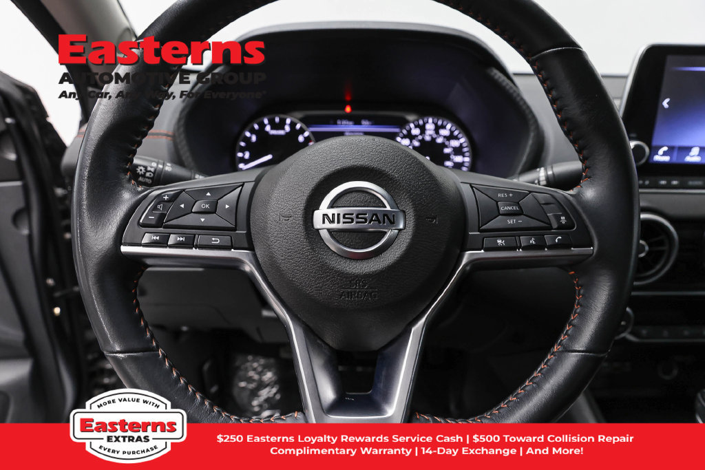 Used 2023 Nissan Sentra SR w/ Midnight Edition Package FWD image 11