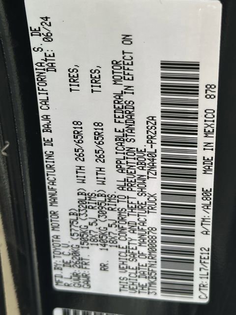 Certified 2024 Toyota Tacoma TRD Sport image 32