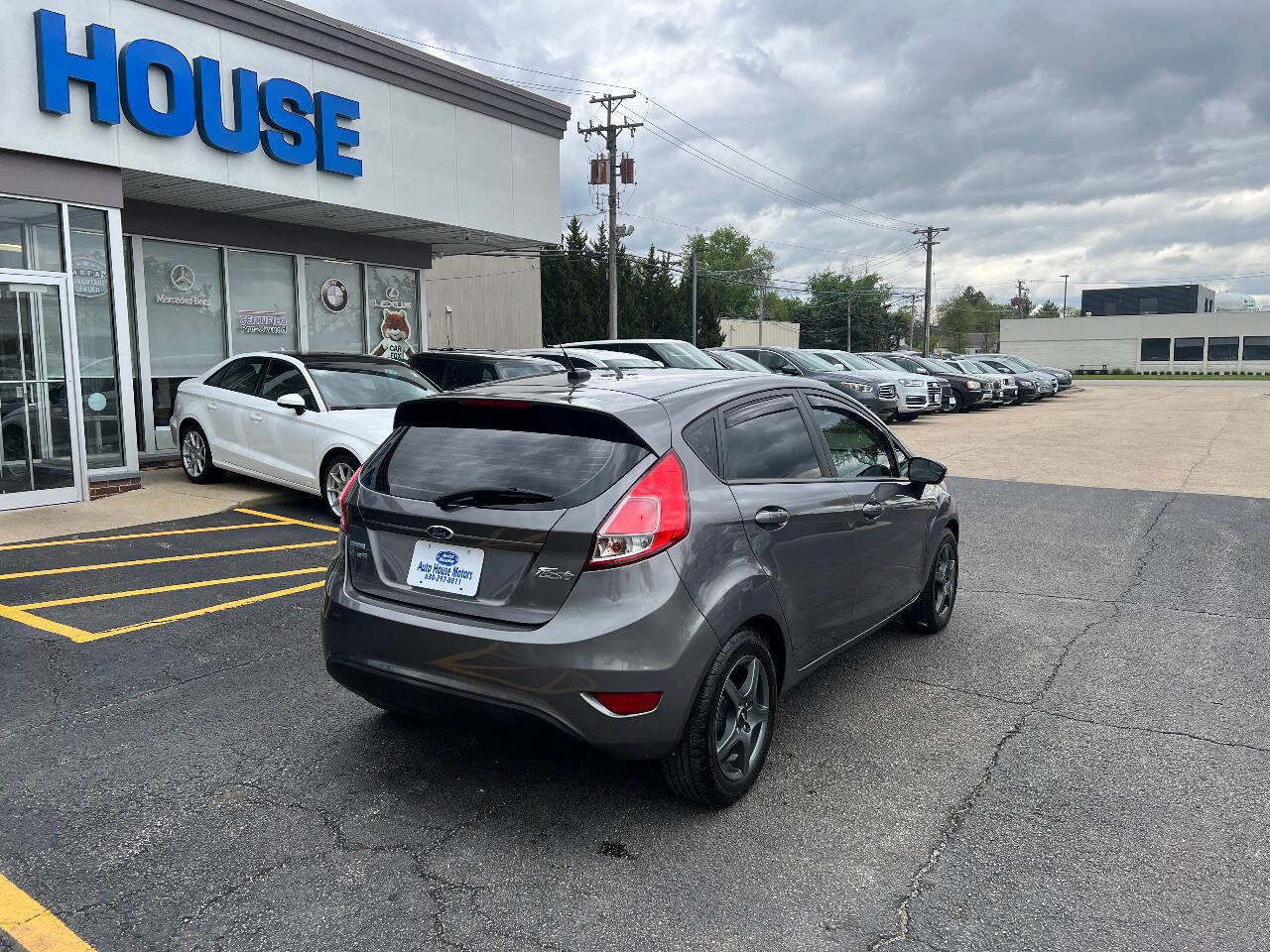 Used 2014 Ford Fiesta SE FWD image 10