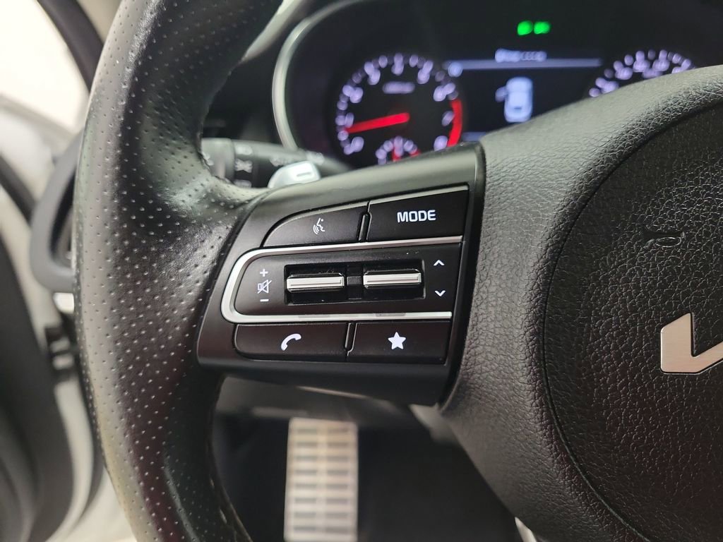 Used 2022 Kia Stinger GT2 image 24