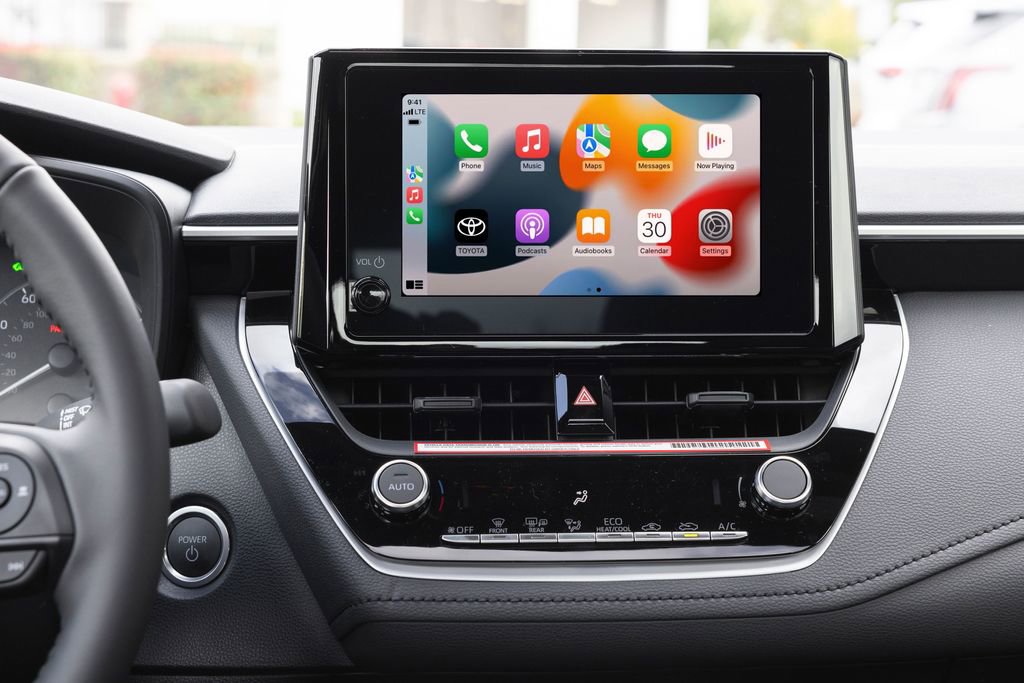 New 2026 Toyota Corolla SE image 10