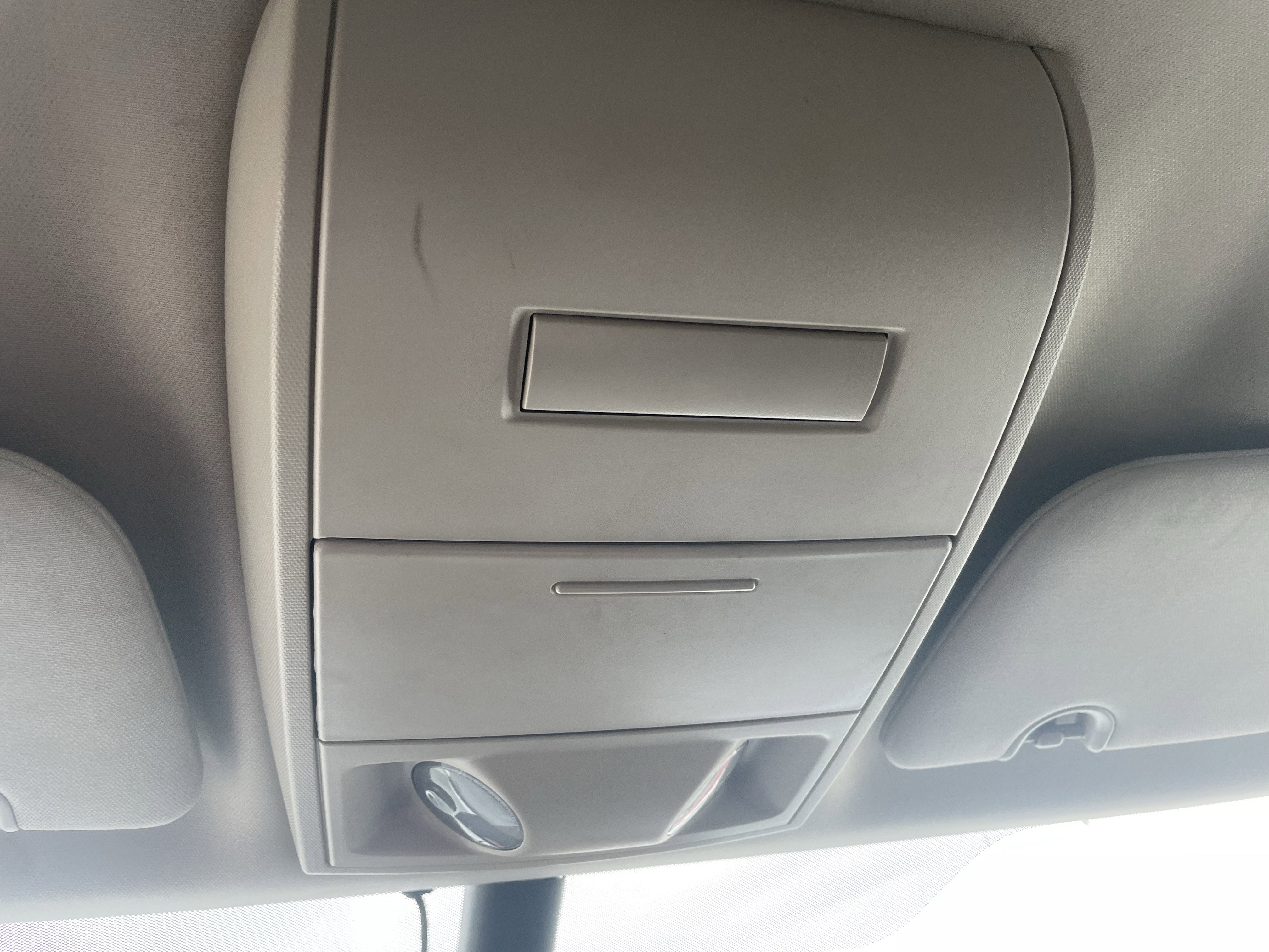 Used 2019 Dodge Grand Caravan SE FWD image 22