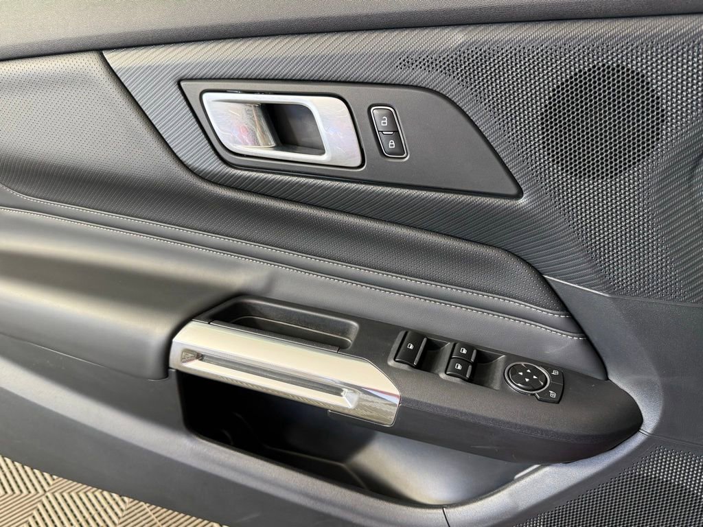 Used 2024 Ford Mustang GT Premium RWD image 16