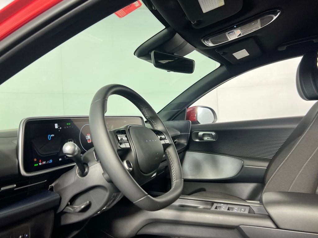 Used 2025 Hyundai Ioniq 6 SE image 19
