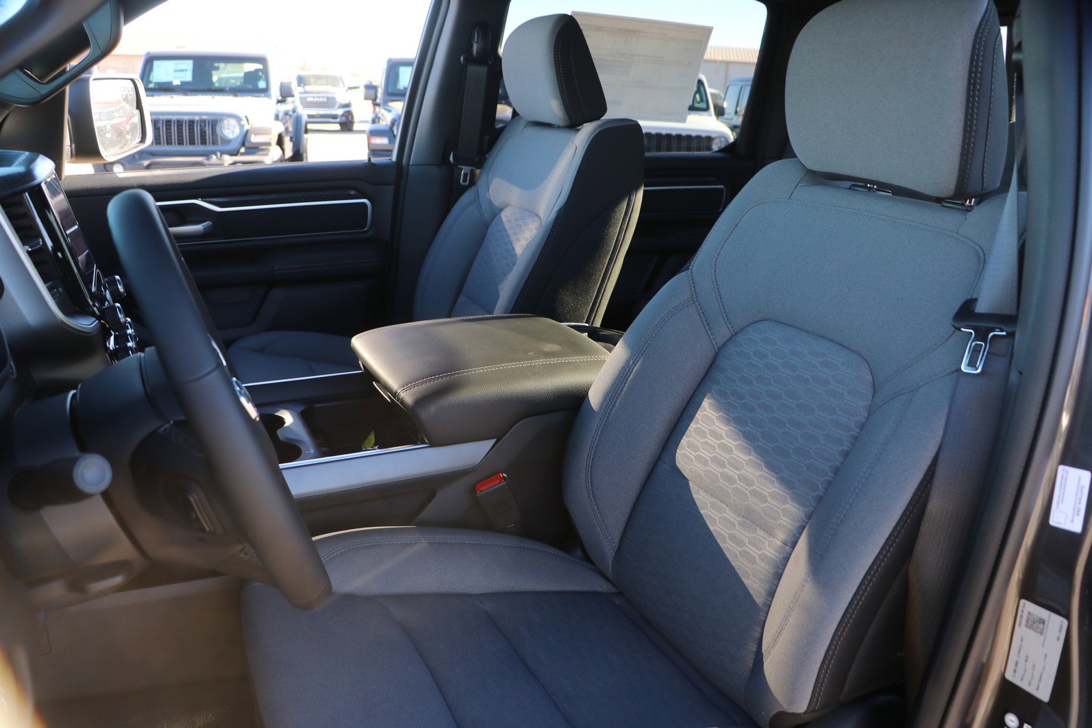 New 2026 RAM 1500 Big Horn AWD/4WD image 14