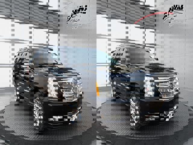 Used 2012 Cadillac Escalade Platinum image 2