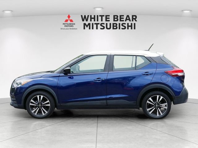 Used 2019 Nissan Kicks SV FWD image 3