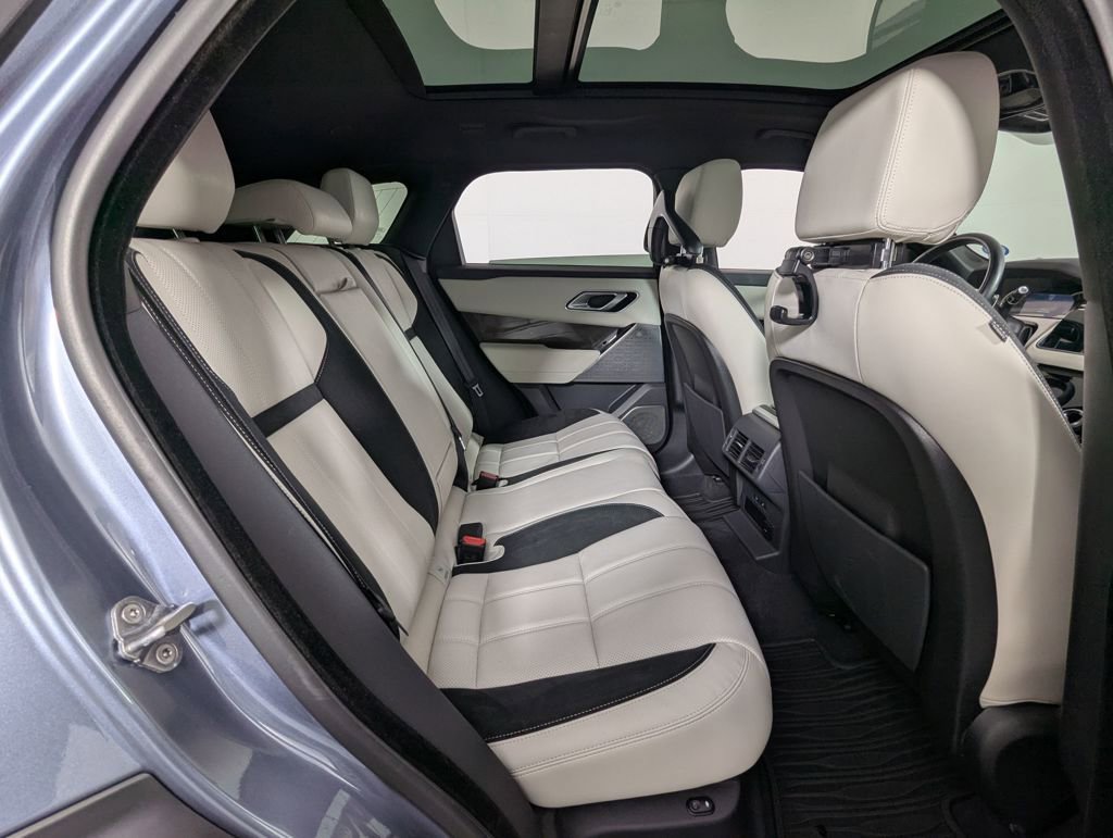 Used 2023 Land Rover Range Rover Velar S image 33