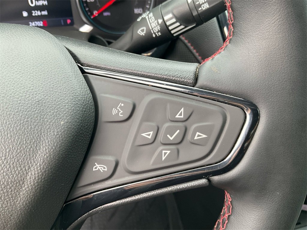 Used 2024 Chevrolet Equinox RS w/ RS Leather Package image 29