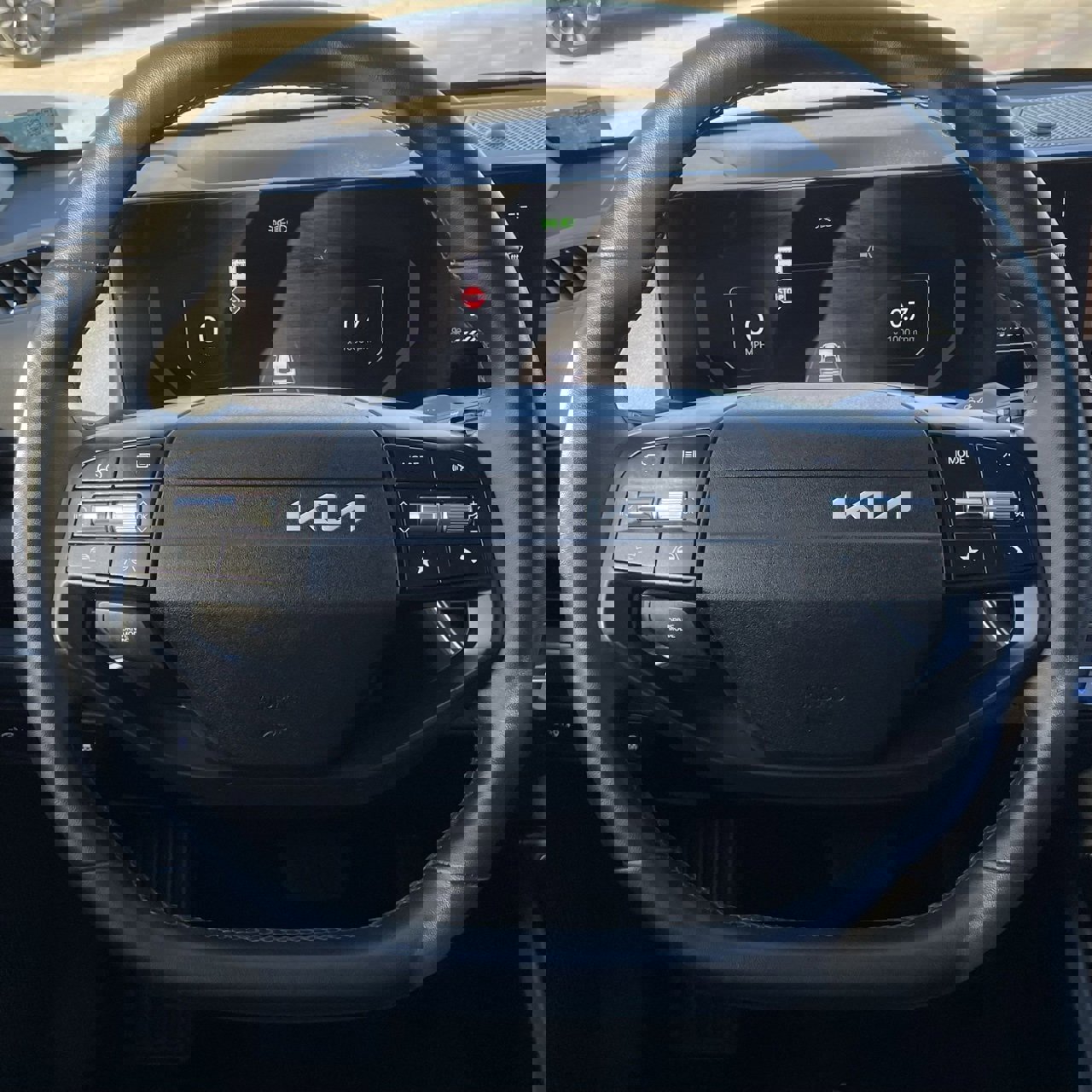 Used 2025 Kia K4 EX image 12