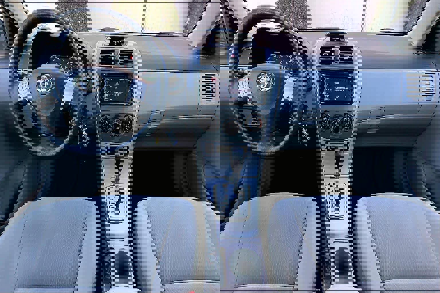 Used 2013 Toyota Corolla LE image 15