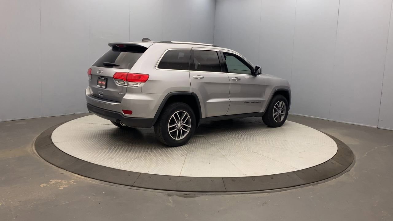 Used 2018 Jeep Grand Cherokee Limited AWD/4WD image 5