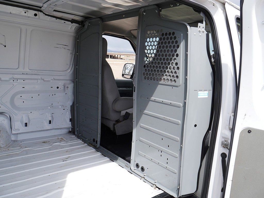 Used 2013 Ford E-250 and Econoline 250 RWD image 40