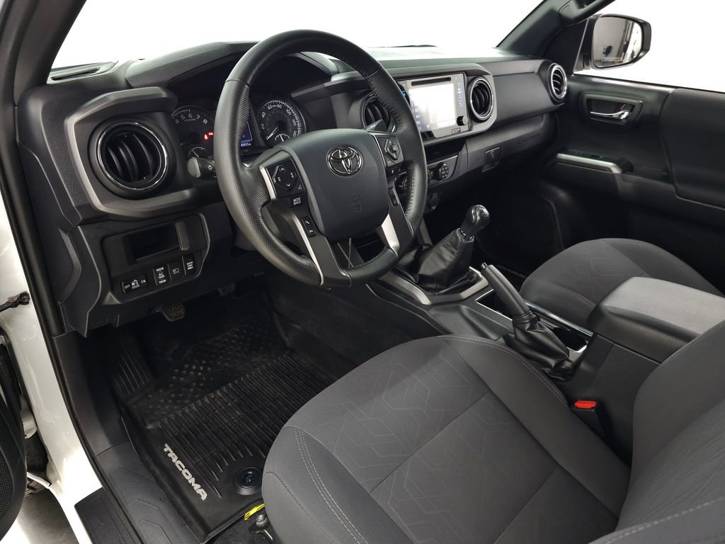 Used 2019 Toyota Tacoma TRD Off-Road AWD/4WD image 13