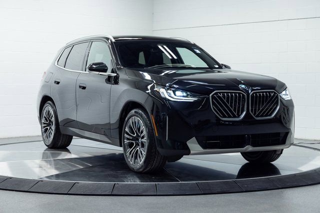 Used 2025 BMW X3 xDrive30i w/ Premium Package image 4