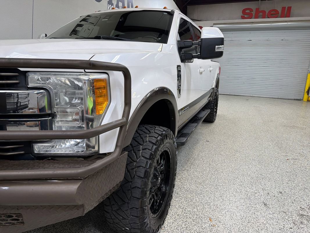 Used 2017 Ford F250 King Ranch w/ FX4 Off-Road Package AWD/4WD image 10