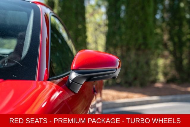 Used 2024 Porsche Taycan image 21