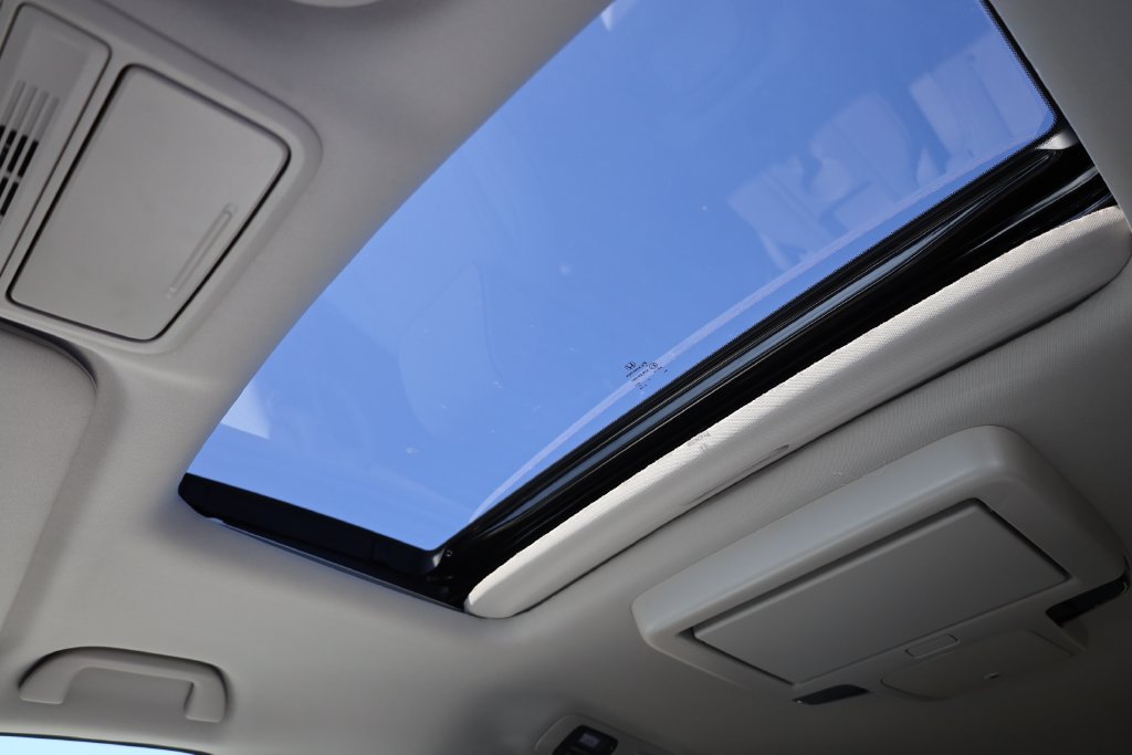 New 2026 Honda Odyssey Touring image 26