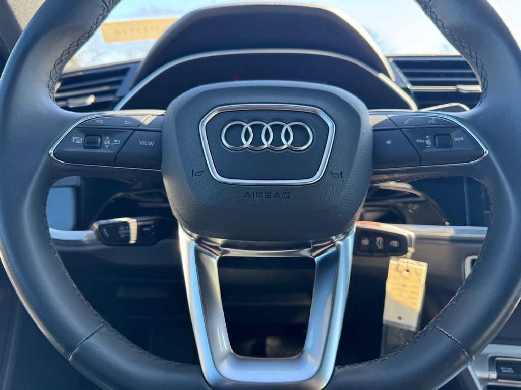 Used 2023 Audi Q3 2.0T Premium Plus image 16