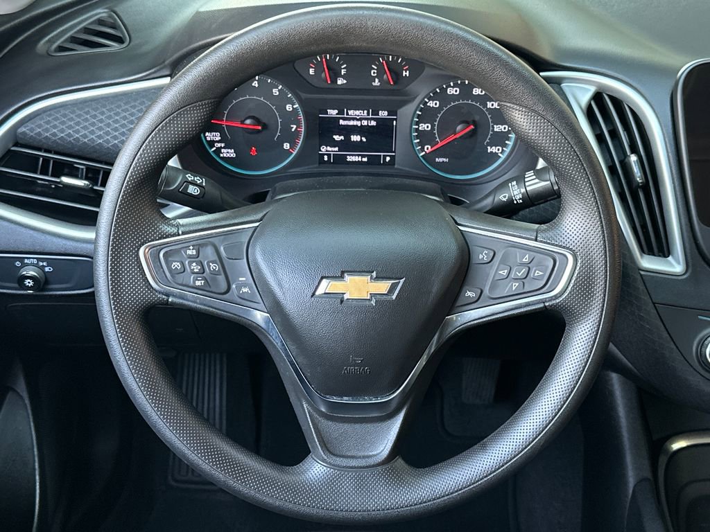 Used 2024 Chevrolet Malibu LT image 4