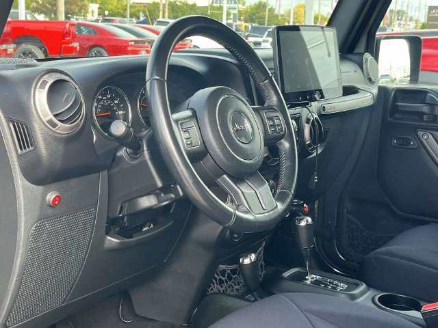 Used 2017 Jeep Wrangler Unlimited Sport w/ Quick Order Package 24S AWD/4WD image 12