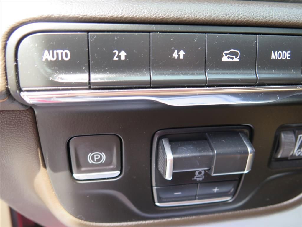 Used 2023 Cadillac Escalade Sport w/ Touring Package image 11