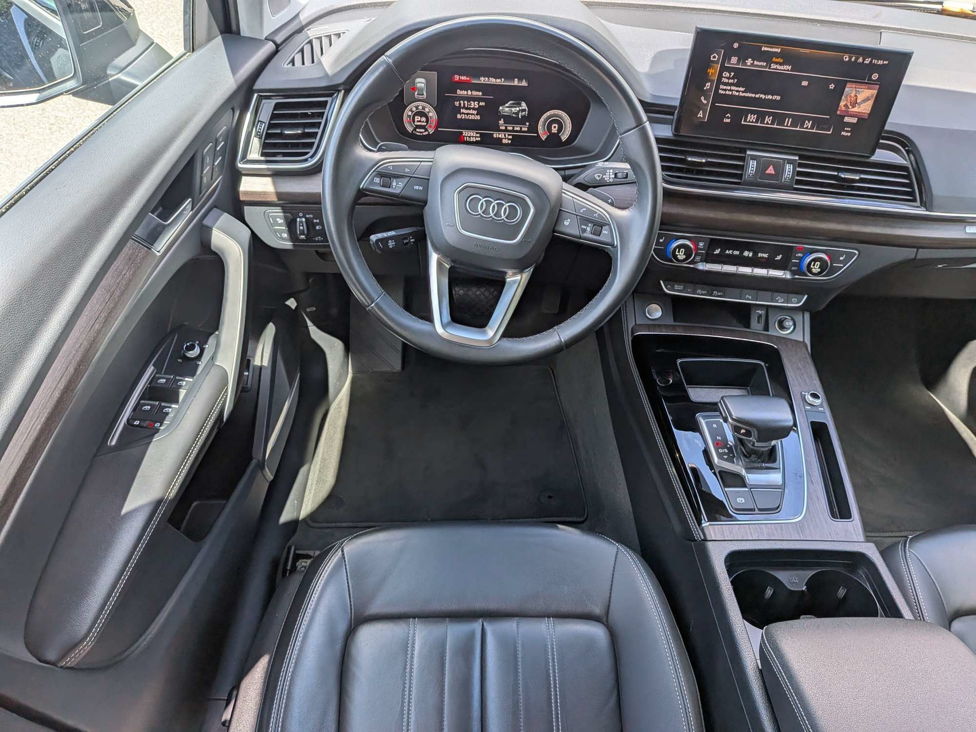 Certified 2023 Audi Q5 2.0T Premium Plus w/ Premium Plus Package AWD/4WD image 17