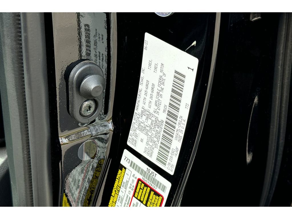 Used 2023 Toyota Tundra Limited image 31